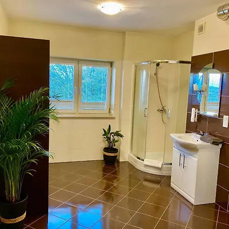 Slupski Premium Business No 7 Wifi Netflix Smart Tv50 Two Bedrooms Two Very Large Double Beds Living Double Sofa Workplace Full Pleasure Quality Of (adults Only) Słupsk