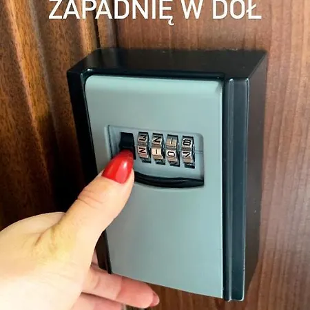 Slupski Premium Business No 7 Wifi Netflix Smart Tv50 Two Bedrooms Two Very Large Double Beds Living Double Sofa Workplace Full Pleasure Quality Of (adults Only) * Słupsk