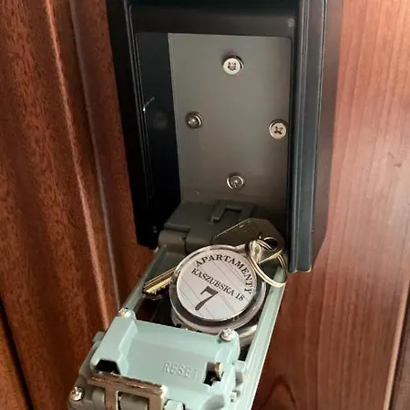 Slupski Premium Business No 7 Wifi Netflix Smart Tv50 Two Bedrooms Two Very Large Double Beds Living Double Sofa Workplace Full Pleasure Quality Of (adults Only) * Słupsk