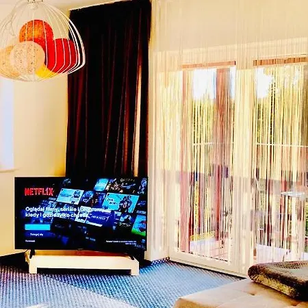Las Slupski Premium Business Apartment A7 - - Dwie Sypialnie Dwa Podwojne Lozka - - Salon Z Balkonem Widok Aneks Kuchenny - - Wifi Netflix Smart Tv50 - - Wysoka Jakosc Za Niska Cene - - Zapraszamy (Adults Only) Appartement