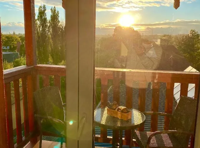 Апартаменты Slupski Premium Business No 7 Wifi Netflix Smart Tv50 Two Bedrooms Two Very Large Double Beds Living Double Sofa Workplace Full Pleasure Quality Of (adults Only) Слупск